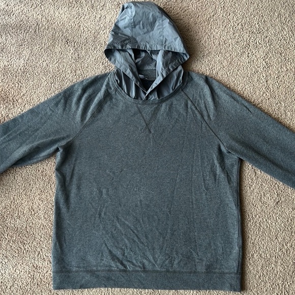 Vince Grey Hoodie - Picture 1 of 7